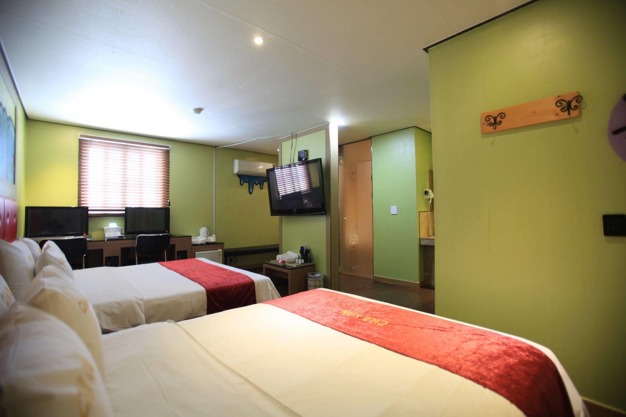 Chakan Hotel Gunsan-si Exterior photo
